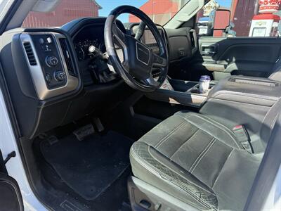2017 GMC Sierra 3500 Denali - Photo 16 - Shirley, IN 47384