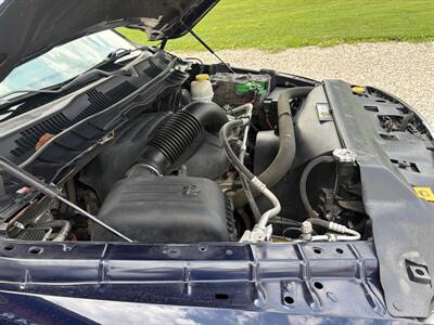2017 RAM 1500 SLT - Photo 12 - Shirley, IN 47384