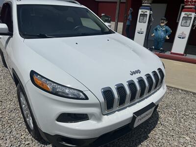 2014 Jeep Cherokee Latitude   - Photo 4 - Shirley, IN 47384