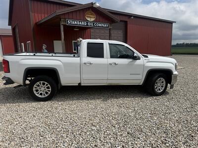 2016 GMC Sierra 1500 SLE - Photo 3 - Shirley, IN 47384