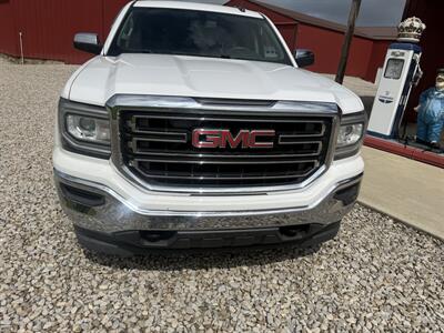 2016 GMC Sierra 1500 SLE - Photo 4 - Shirley, IN 47384