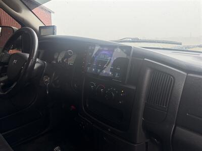2005 Dodge Ram 2500 ST 4dr Quad Cab ST   - Photo 21 - Shirley, IN 47384