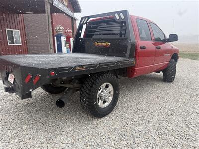 2005 Dodge Ram 2500 ST 4dr Quad Cab ST   - Photo 3 - Shirley, IN 47384