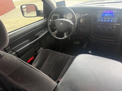 2005 Dodge Ram 2500 ST 4dr Quad Cab ST   - Photo 31 - Shirley, IN 47384