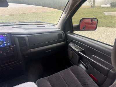 2005 Dodge Ram 2500 ST 4dr Quad Cab ST   - Photo 30 - Shirley, IN 47384