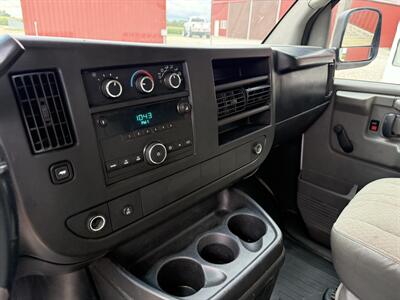 2014 Chevrolet Express 3500   - Photo 12 - Shirley, IN 47384