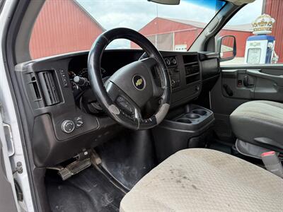 2014 Chevrolet Express 3500   - Photo 8 - Shirley, IN 47384