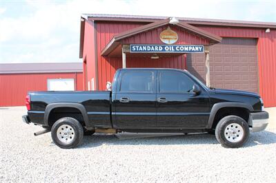 2005 Chevrolet Silverado 2500HD   - Photo 3 - Maxwell, IN 46154