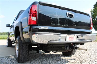 2005 Chevrolet Silverado 2500HD   - Photo 10 - Maxwell, IN 46154