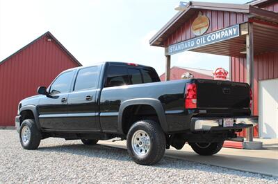 2005 Chevrolet Silverado 2500HD   - Photo 34 - Maxwell, IN 46154