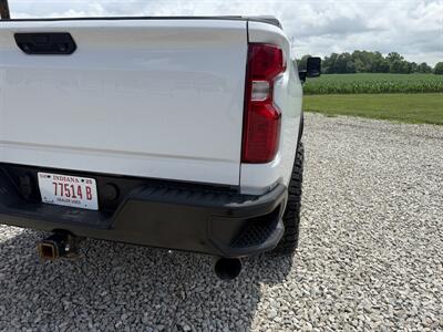 2022 Chevrolet Silverado 2500 Work Truck   - Photo 7 - Maxwell, IN 46154