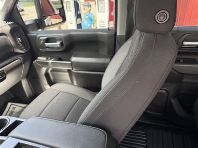 2022 Chevrolet Silverado 2500 Work Truck   - Photo 33 - Maxwell, IN 46154