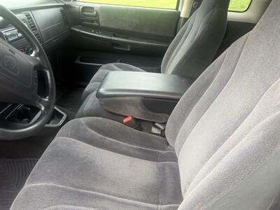 2001 Dodge Dakota SLT - Photo 10 - Shirley, IN 47384
