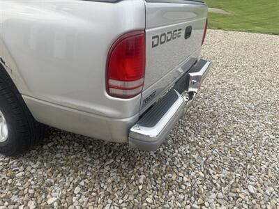 2001 Dodge Dakota SLT - Photo 7 - Shirley, IN 47384