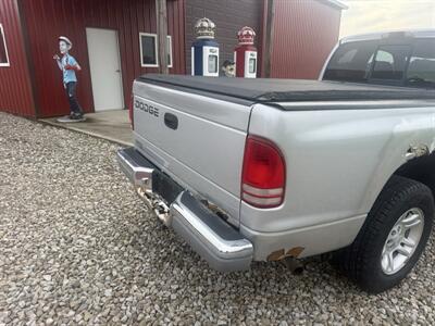 2001 Dodge Dakota SLT - Photo 4 - Shirley, IN 47384