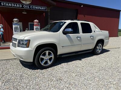 2013 Chevrolet Avalanche LTZ Black Diamond - Photo 21 - Shirley, IN 47384