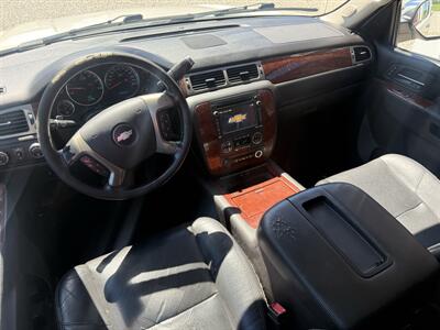 2013 Chevrolet Avalanche LTZ Black Diamond - Photo 29 - Shirley, IN 47384