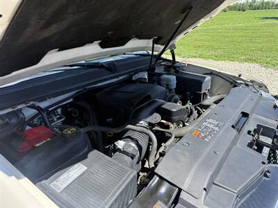 2013 Chevrolet Avalanche LTZ Black Diamond - Photo 32 - Shirley, IN 47384