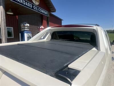 2013 Chevrolet Avalanche LTZ Black Diamond - Photo 6 - Shirley, IN 47384