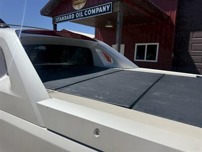 2013 Chevrolet Avalanche LTZ Black Diamond - Photo 28 - Shirley, IN 47384