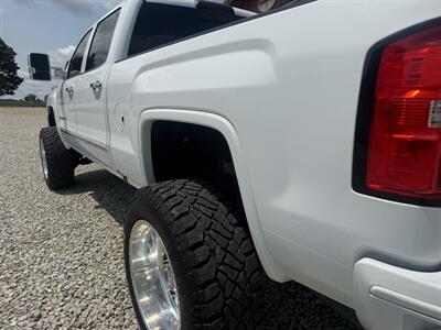 2016 GMC Sierra 2500HD Denali - Photo 22 - Shirley, IN 47384