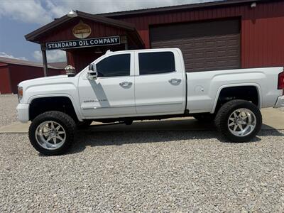2016 GMC Sierra 2500HD Denali - Photo 18 - Shirley, IN 47384