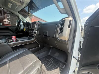2016 GMC Sierra 2500HD Denali - Photo 14 - Shirley, IN 47384