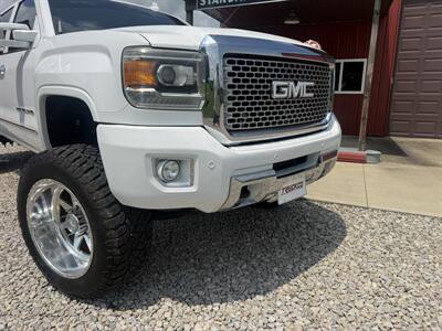 2016 GMC Sierra 2500HD Denali - Photo 41 - Shirley, IN 47384