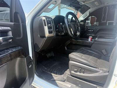 2016 GMC Sierra 2500HD Denali - Photo 35 - Shirley, IN 47384