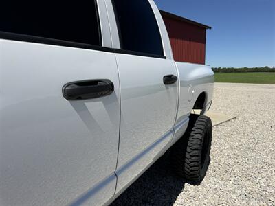 2004 Dodge Ram 2500 ST - Photo 26 - Shirley, IN 47384