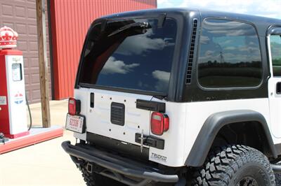 2006 Jeep Wrangler SE SE 2dr SUV   - Photo 6 - Maxwell, IN 46154