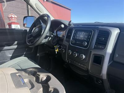 2014 RAM 2500 Tradesman   - Photo 19 - Shirley, IN 47384