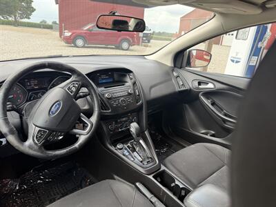 2017 Ford Focus SE   - Photo 7 - Shirley, IN 47384
