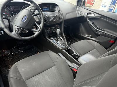 2017 Ford Focus SE   - Photo 10 - Shirley, IN 47384