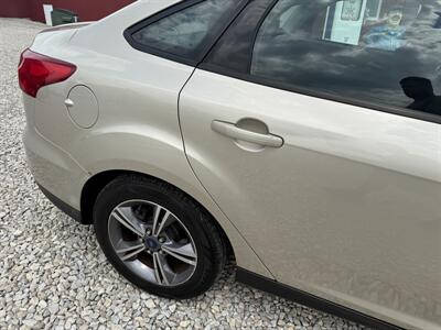 2017 Ford Focus SE   - Photo 19 - Shirley, IN 47384