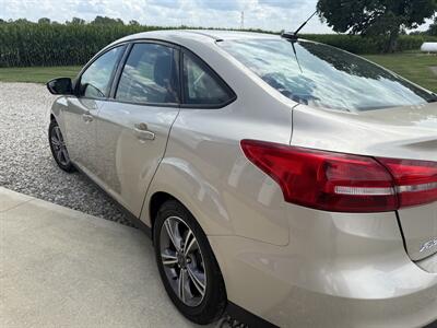 2017 Ford Focus SE   - Photo 12 - Shirley, IN 47384