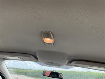 2017 Ford Focus SE   - Photo 16 - Shirley, IN 47384