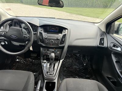 2017 Ford Focus SE   - Photo 15 - Shirley, IN 47384