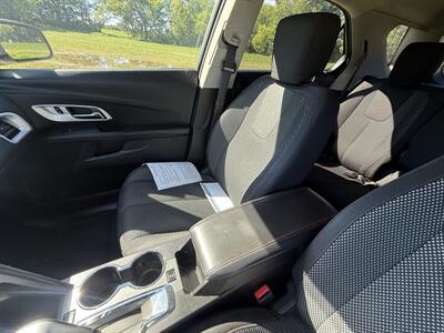 2015 Chevrolet Equinox LT - Photo 10 - Shirley, IN 47384