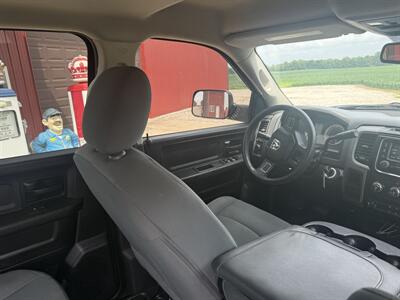 2018 RAM 3500 Tradesman   - Photo 10 - Shirley, IN 47384