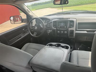 2018 RAM 3500 Tradesman   - Photo 11 - Shirley, IN 47384