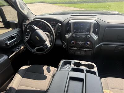 2020 Chevrolet Silverado 2500HD LT - Photo 13 - Shirley, IN 47384