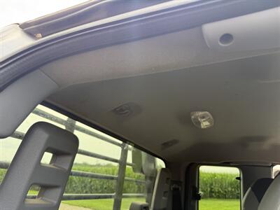 2012 Ford F-350 Super Duty XL   - Photo 12 - Shirley, IN 47384