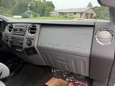 2012 Ford F-350 Super Duty XL   - Photo 10 - Shirley, IN 47384