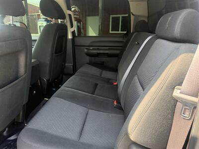 2011 Chevrolet Silverado 1500 LT - Photo 26 - Shirley, IN 47384