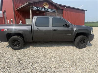 2011 Chevrolet Silverado 1500 LT - Photo 2 - Shirley, IN 47384