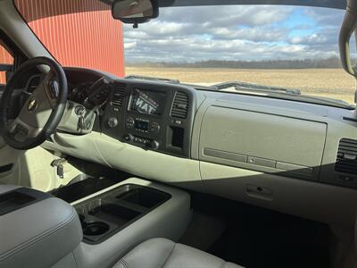 2013 Chevrolet Silverado 2500 LT   - Photo 21 - Shirley, IN 47384