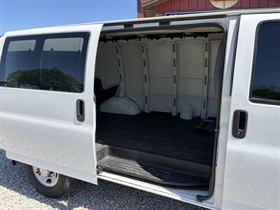 2018 Chevrolet Express 2500   - Photo 9 - Shirley, IN 47384