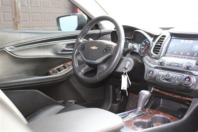 2015 Chevrolet Impala LT   - Photo 22 - Maxwell, IN 46154