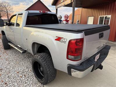 2013 GMC Sierra 2500 SLT   - Photo 25 - Maxwell, IN 46154